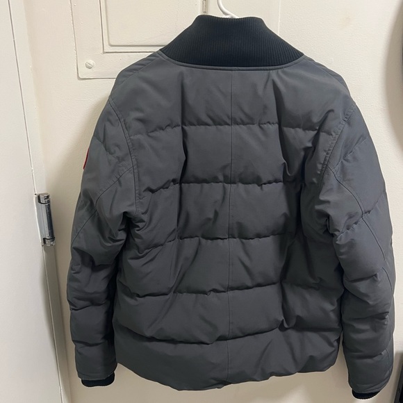 Canada Goose Men’s Woolford Graphite Size Medium - Picture 4 of 9